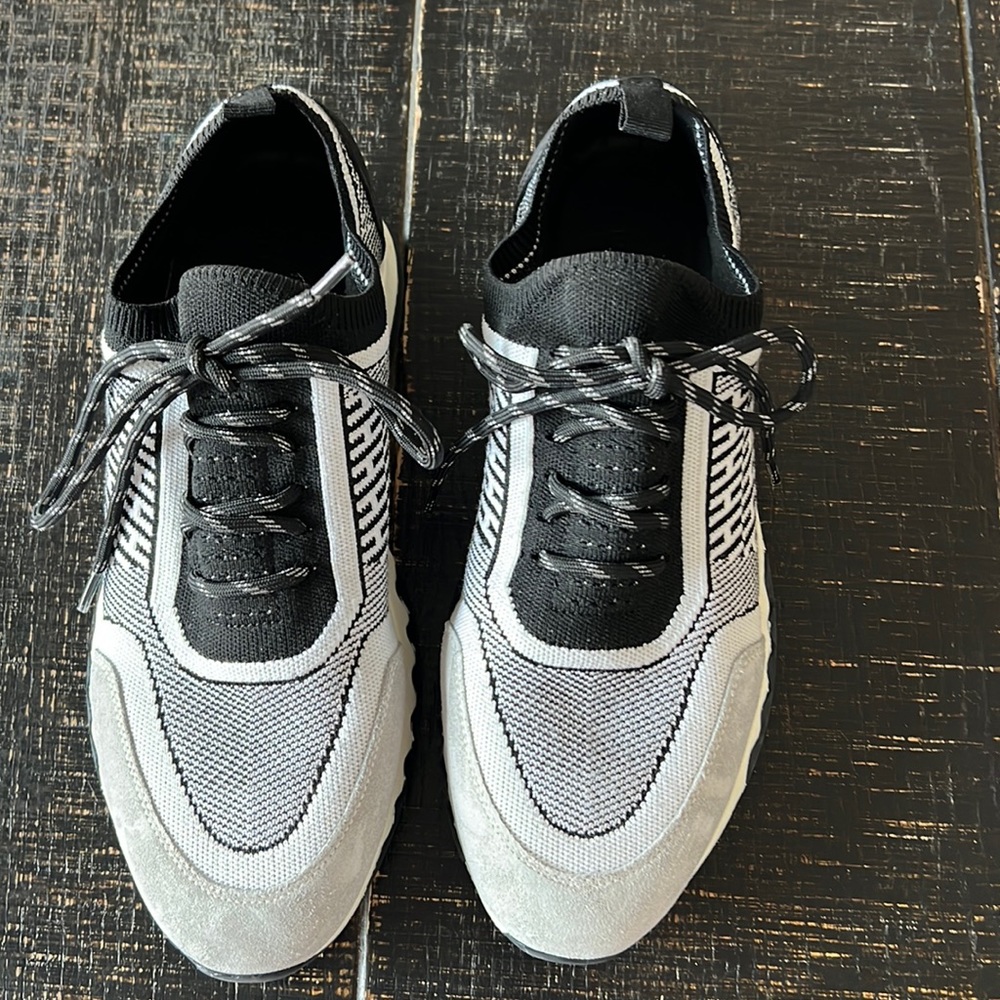Size 8 white hermes shoes